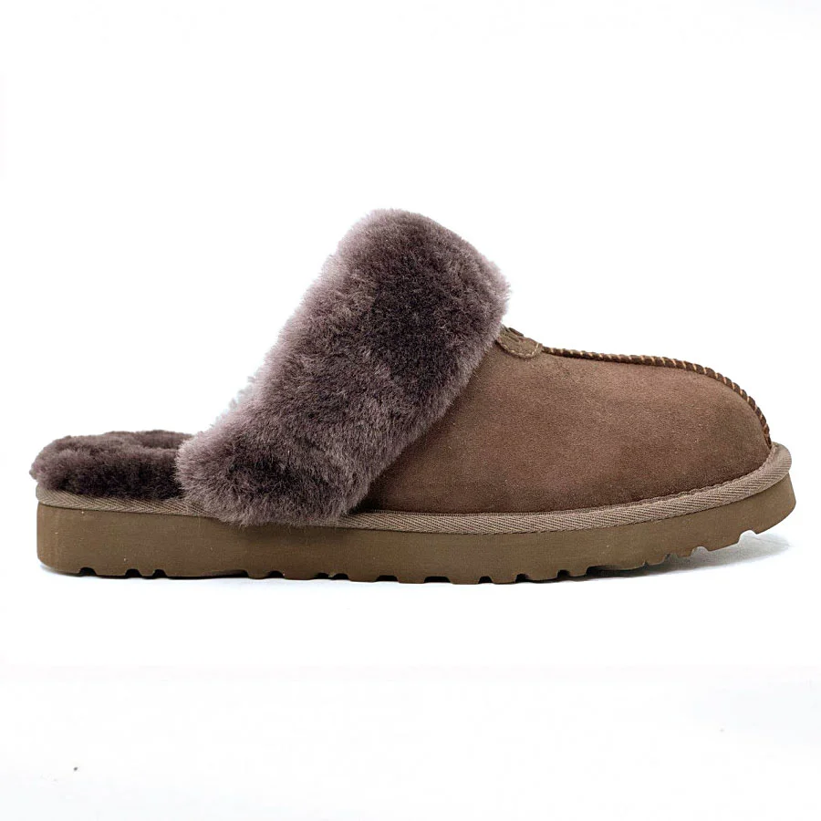 UGG Slippers Scufette Chocolate